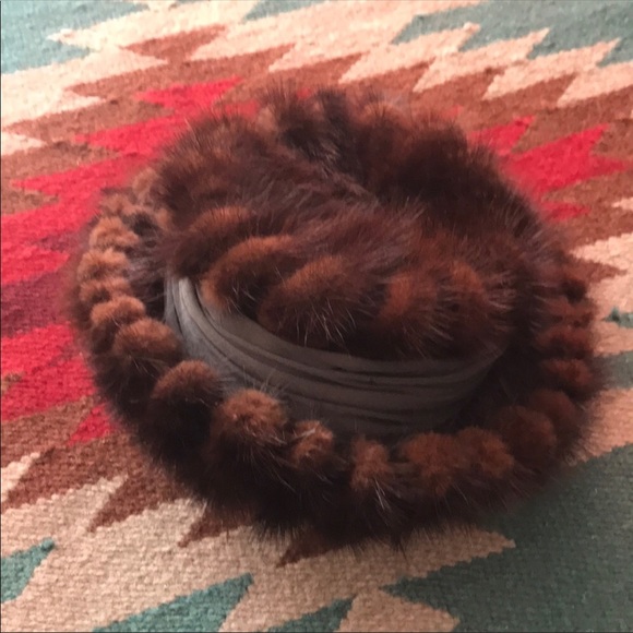 Vintage Mink Fur Hat - Picture 6 of 7